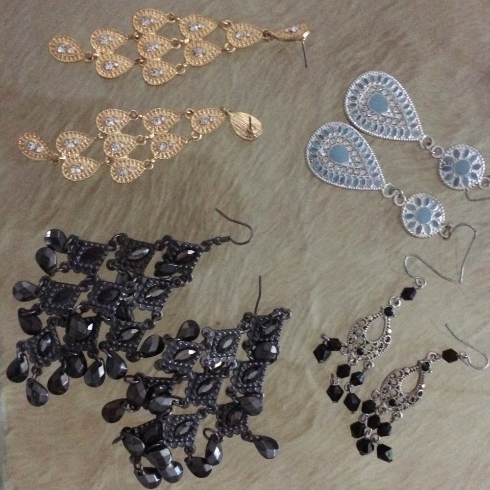 4-pair Chandelier Earring Bundle!! $16 FIRM!